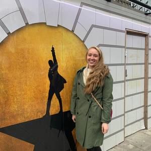 Meet your Posher, Stephanie